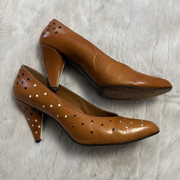 Vintage Stuart Weitzman pumps - Picture 3 of 8
